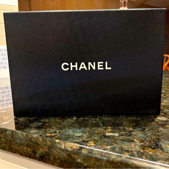 Chanel Shoe Box - Picture 1 of 6